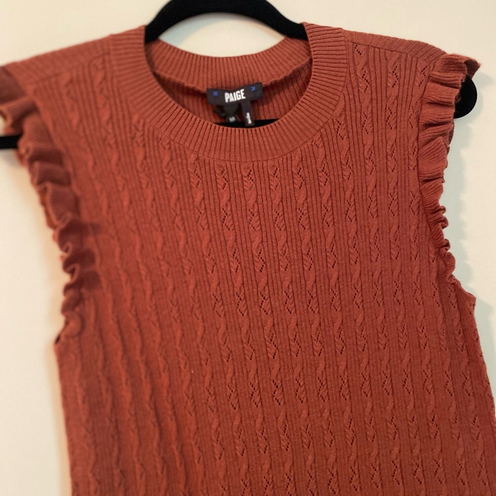 Paige Gardenia Sweater‎